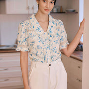 Camisa Floral de Encaje Plisada