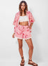 CONJUNTO CAMISA Y SHORT DETALLE ONDULADO