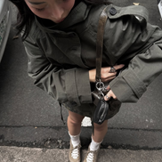 Helena - chaqueta gabardina trench cropped con cinturón