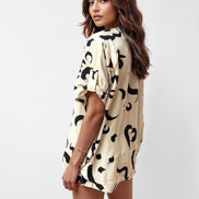 CONJUNTO DE DOS PIEZAS CON ESTAMPADO ABSTRACTO DE PINCELADAS