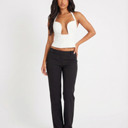 TOP HALTER ESTRUCTURADO ESCOTE PROFUNDO