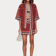 CONJUNTO DE DOS PIEZAS CON ESTAMPADO TRIBAL