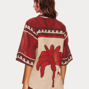 CONJUNTO DE DOS PIEZAS CON ESTAMPADO TRIBAL