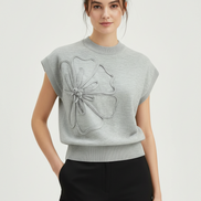 Livia - jersey de manga corta con aplique floral